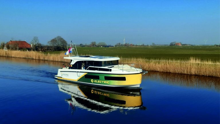 Mindfull Cruising met de full electric Delphia 11 en Torqeedo Deep Blue